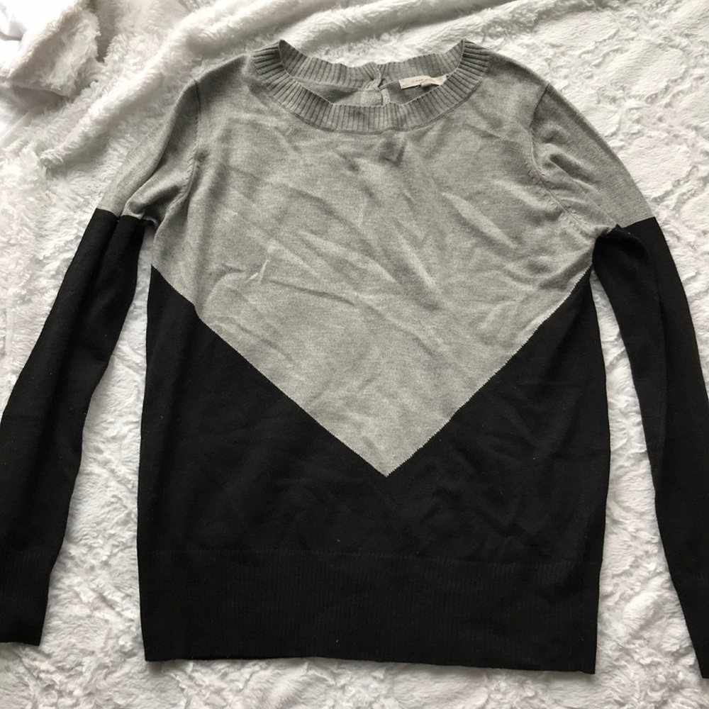 41 Hawthorn Presley Colorblock Button Back